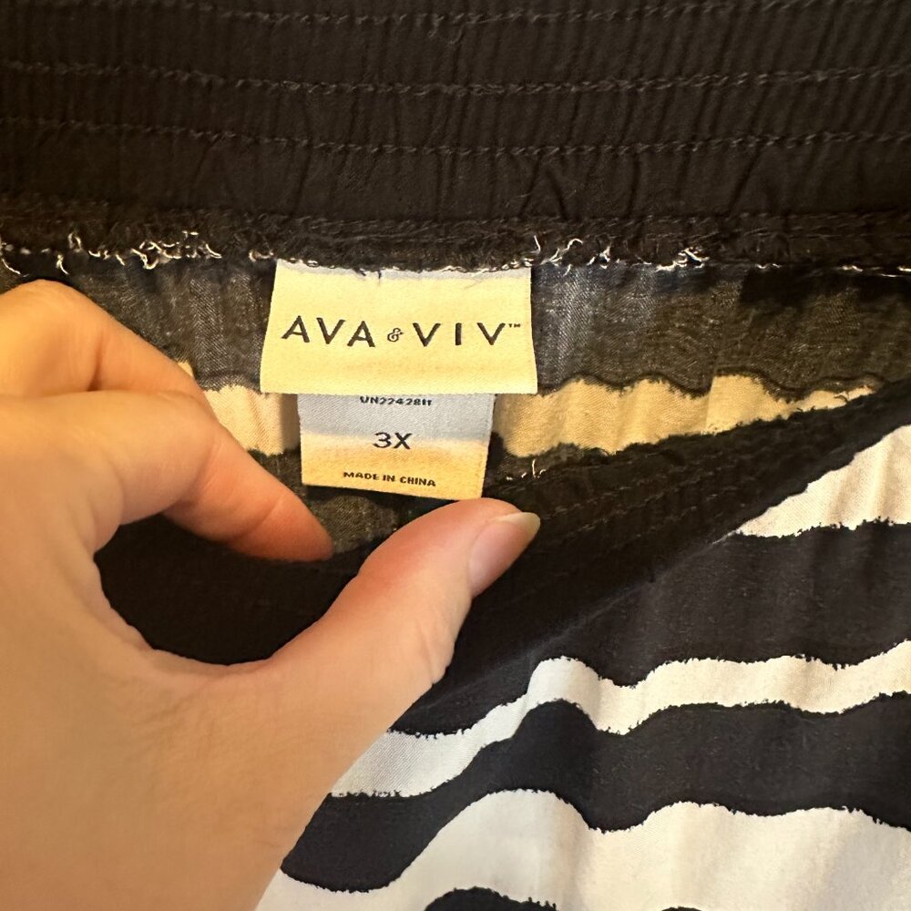 Ava & Viv 3X Striped Midi Skirt Black White Flowy Pull On Plus Size NWOT - Picture 7 of 11